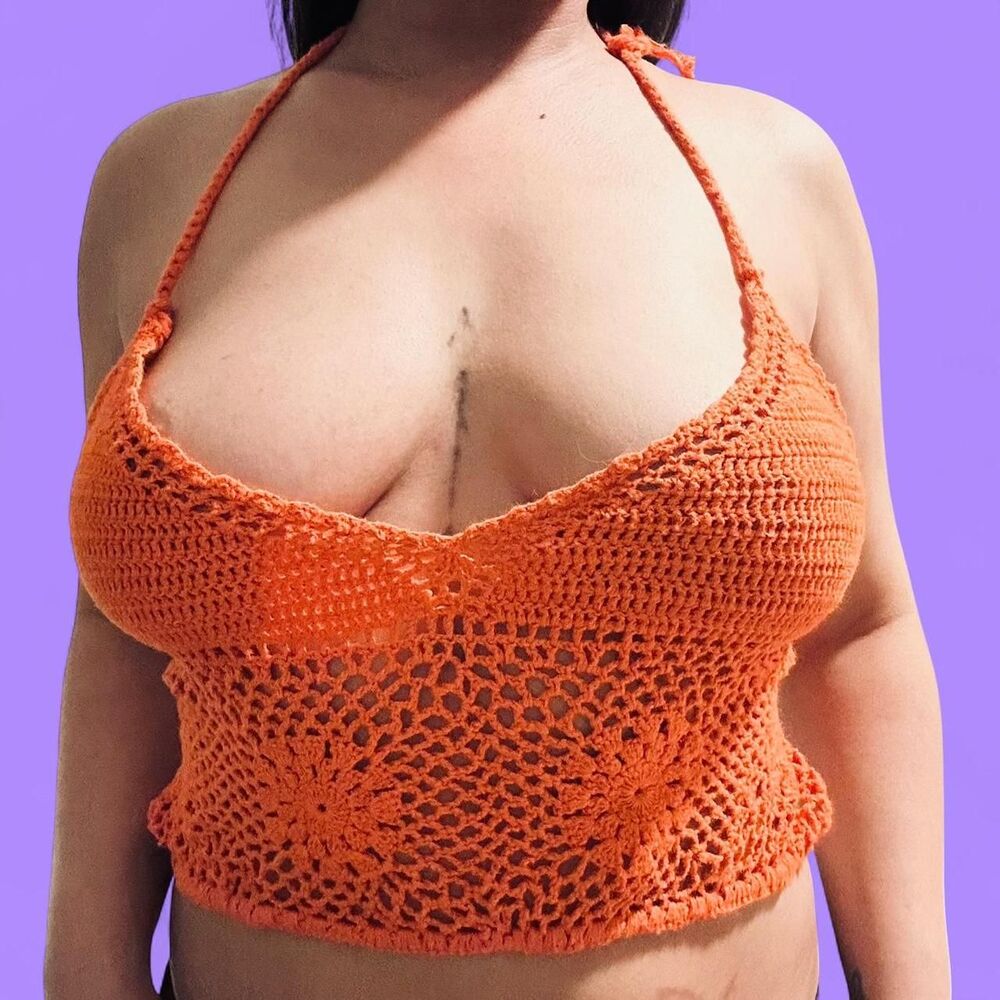 Unbranded Women's Orange Crop-top - Picture 2 of 5